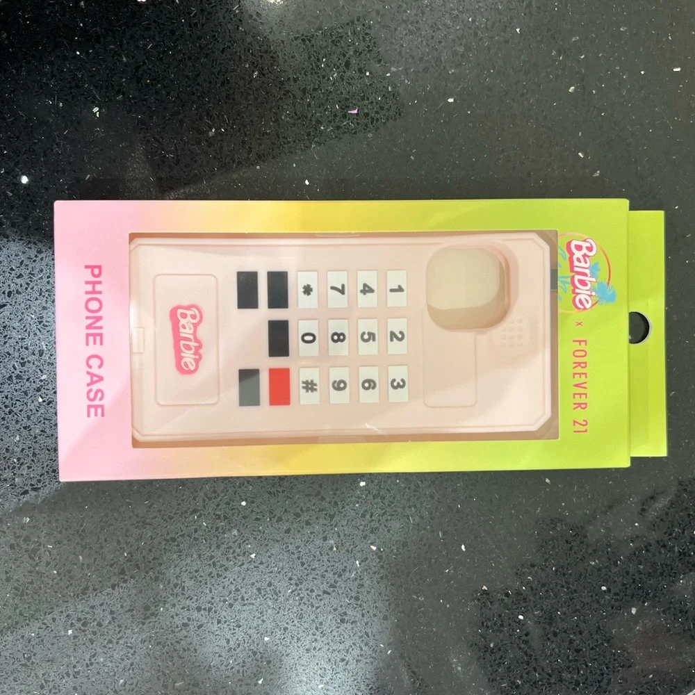 NIB Barbie phone case - Picture 2 of 3